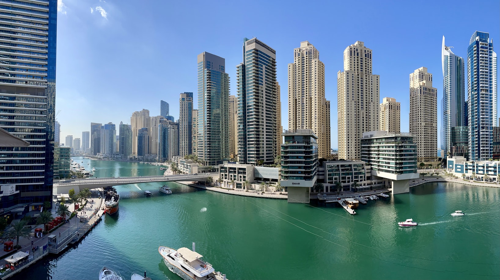 yacht rental marina dubai